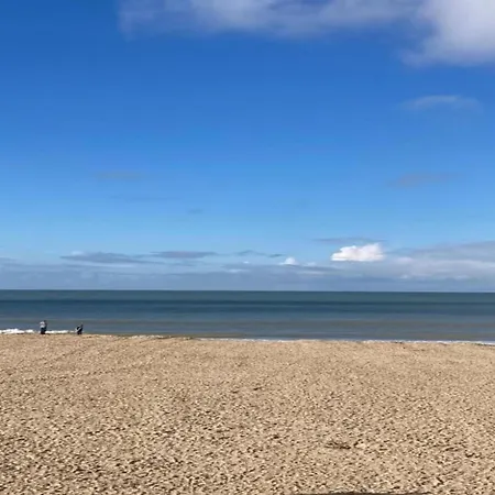 In With Stunning Sea View, Cleaning Included
