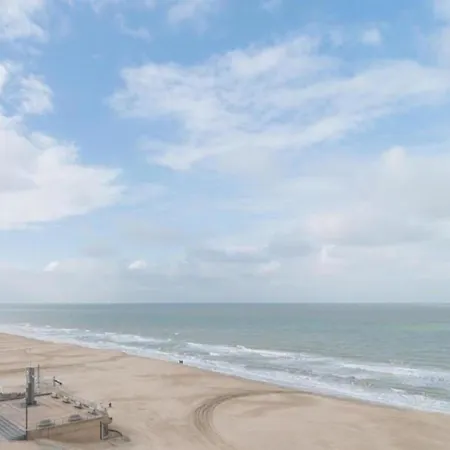 아파트 In With Stunning Sea View, Cleaning Included *
