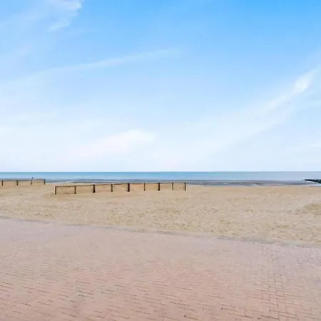 In With Stunning Sea View, Cleaning Included Apartmán *
